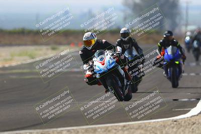 media/Sep-20-2025-TrackDaz (Sat) [[27f0cde673]]/B Group/220pm (Turn 9)/